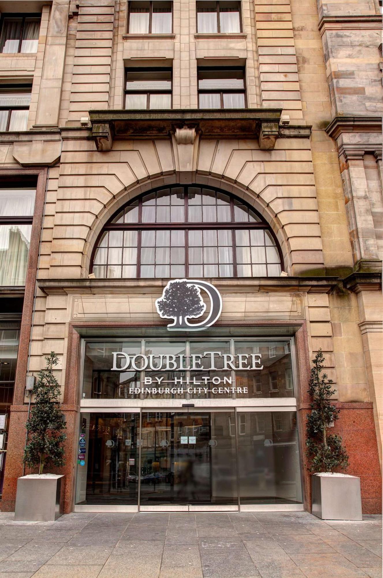 Doubletree By Hilton Edinburgh City Centre מראה חיצוני תמונה